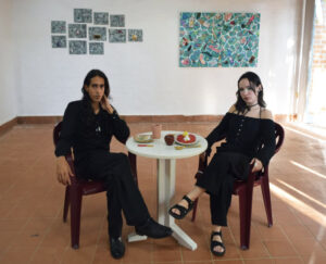 Una serie de falacias y nostalgias Maikol Martini y Laura Sofía Thorrez