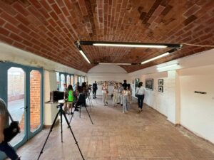Size Matter/Exposición colectiva de fotografía